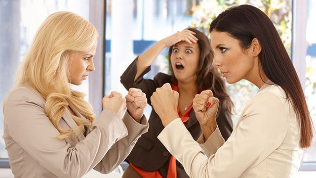 Να Ξέρετε να Διαχειρίζεστε τις Συγκρούσεις με το Προσωπικό Να Ξέρετε να Διαχειρίζεστε τις Συγκρούσεις με το Προσωπικό