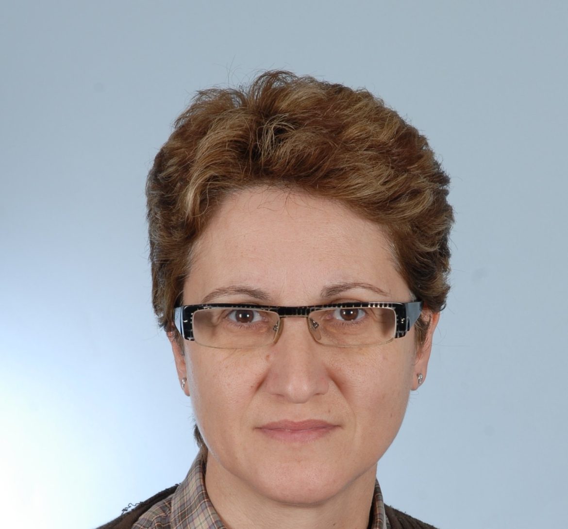 Καρακατσάνη Άννα