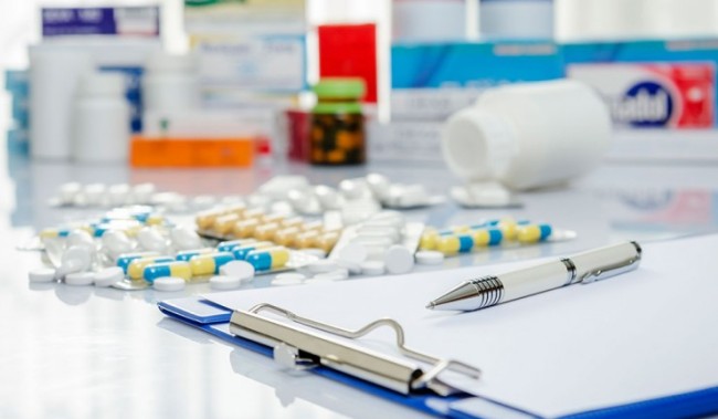 Νέα Μείωση του Ορίου Συνταγογράφησης και Άλλες Επικίνδυνες Πρακτικές του Υπουργείου Υγείας P