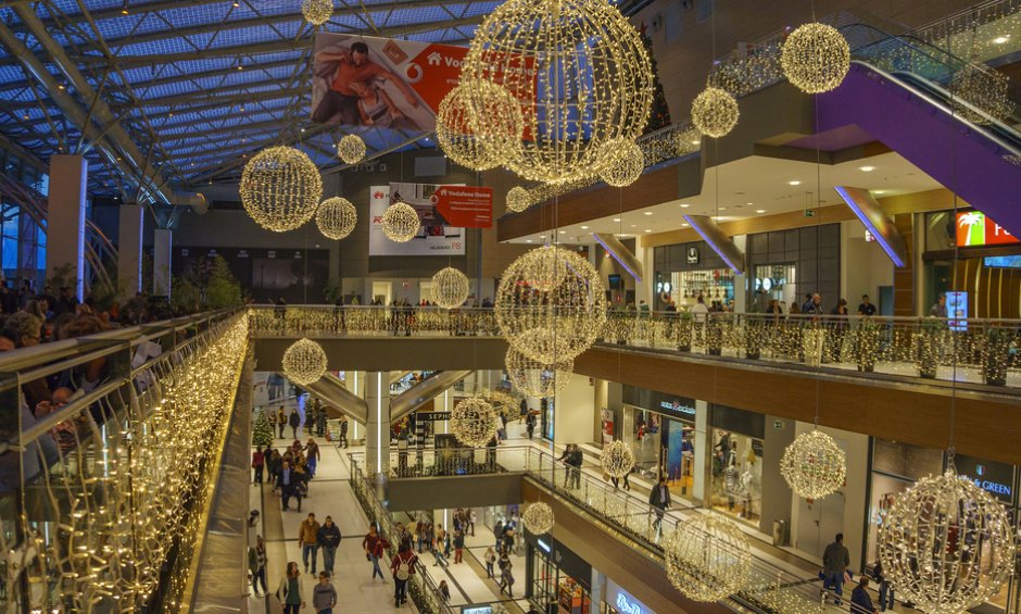 Χαμηλότερος ο Τζίρος της Εορταστικής Περιόδου m