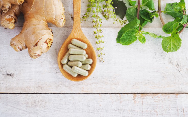 Θεραπείες βασισμένες σε φυτικά συστατικά για μικροπροβλήματα υγείας (σιρόπια για το βήχα, παστίλιες για το λαιμό κ.λπ.) έχουν τη μεγαλύτερη ζήτηση. Θεραπείες βασισμένες σε φυτικά συστατικά για μικροπροβλήματα υγείας (σιρόπια για το βήχα, παστίλιες για το λαιμό κ.λπ.) έχουν τη μεγαλύτερη ζήτηση.