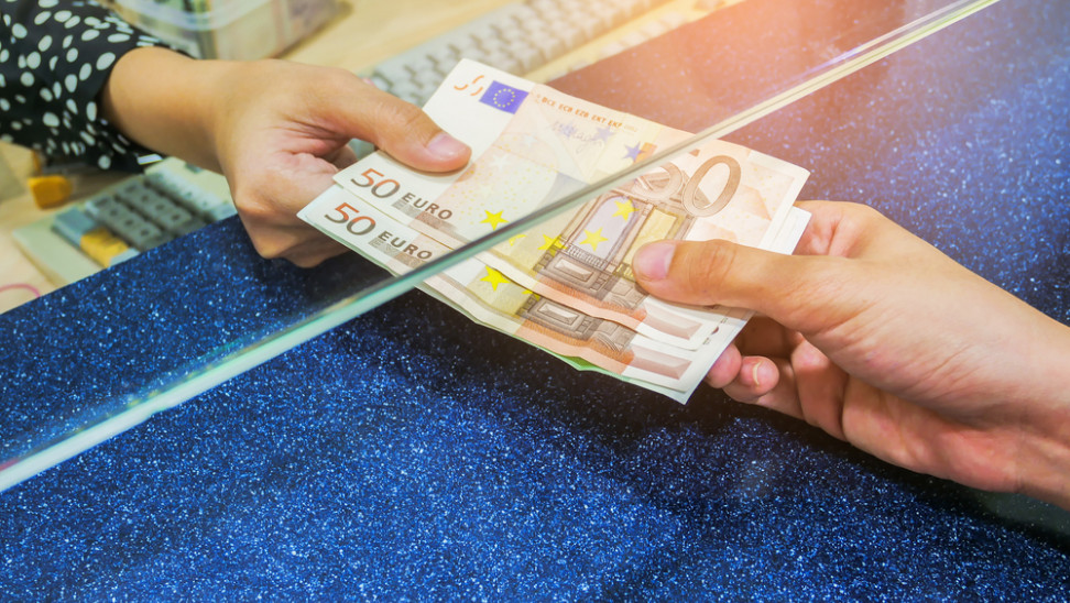 Αυξήθηκαν οι Καταθέσεις στις Τράπεζες.