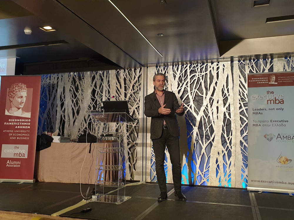 Κεντρικός ομιλητής ήταν μια από τις εμβληματικές μορφές της νέας οικονομίας στη χώρα μας, ο κος Νίκος Δρανδάκης, ιδρυτής και διευθύνων σύμβουλος της Βeat και η ομιλία του είχε ως θέμα ‘Lessons of an international roller coaster’.