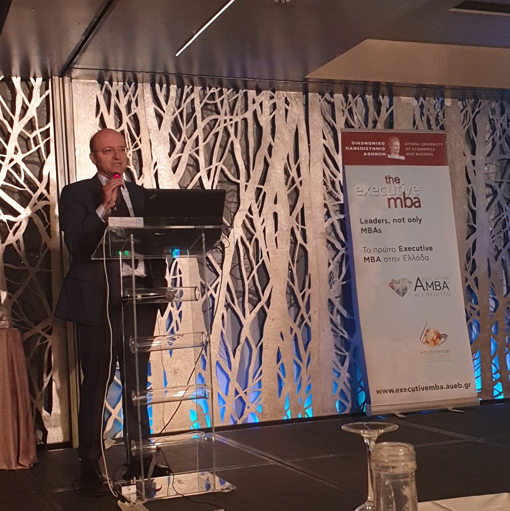 Ο Διευθυντής του προγράμματος, καθηγητής Βασίλης Παπαδάκης, παρουσίασε τις πρόσφατες αλλαγές στο Executive MBA και περιέγραψε τους μελλοντικούς στόχους του.