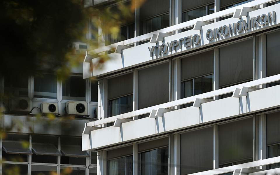 Έχει τεθεί στη διάθεση της κυβέρνησης ο μηχανισμός της Ανεξάρτητης Αρχής Δημοσίων Εσόδων για άμεση επικοινωνία συγκεκριμένων μηνυμάτων προς τους πολίτες, αναφορικά με θέματα υγειονομικού και οικονομικού περιεχομένου, που αφορούν τον κορωνοϊό.