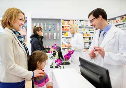 Το φαρμακείο πρέπει να της προσφέρει υπηρεσίες σε άμεσο χρόνο.