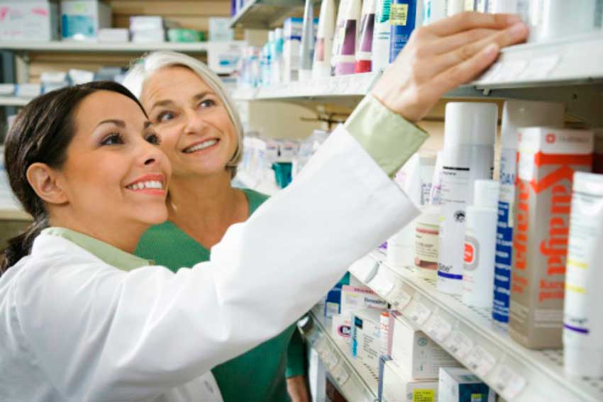 Ο πελάτης θέλει να νιώθει ξεχωριστός και ότι έχει την πλήρη προσοχή του φαρμακοποιού του. Ο πελάτης θέλει να νιώθει ξεχωριστός και ότι έχει την πλήρη προσοχή του φαρμακοποιού του.