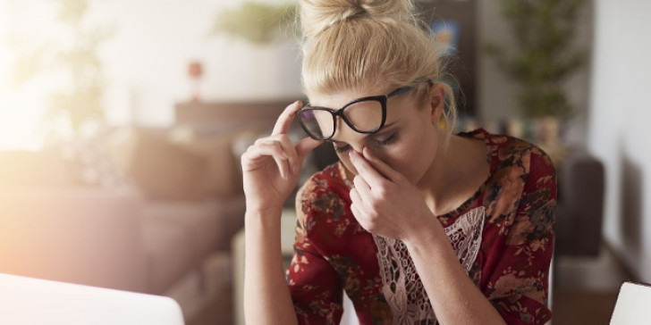 Οι Άνθρωποι με ΔΕΠΥ Βουλιάζουν Ευκολότερα στα Χρέη και Συχνότερα Αυτοκτονούν Εξαιτίας τους.