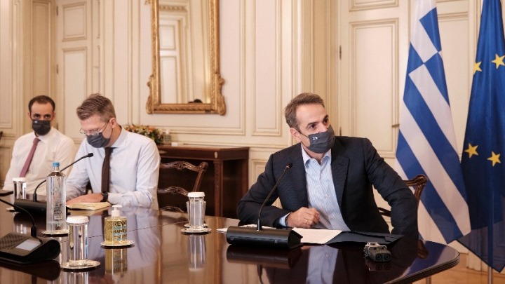 Στις Αρχές του 2021 το Εμβόλιο στην Ελλάδα - Δωρεάν για Όλους τους Πολίτες.