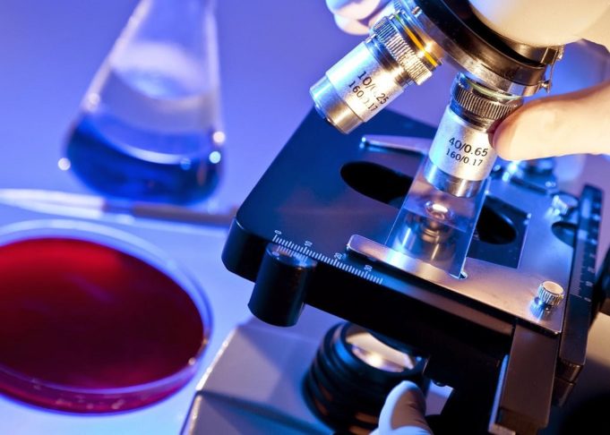 Νέα Στελέχη του SARS-CoV-2 και Αποτελεσματικότητα Εμβολιασμού.