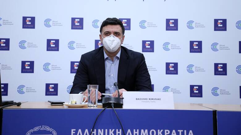 Κικίλιας - Με τους Εμβολιασμούς Αρχίσαμε και στη Χώρα μας να Βλέπουμε Φως στην Άκρη του Τούνελ.