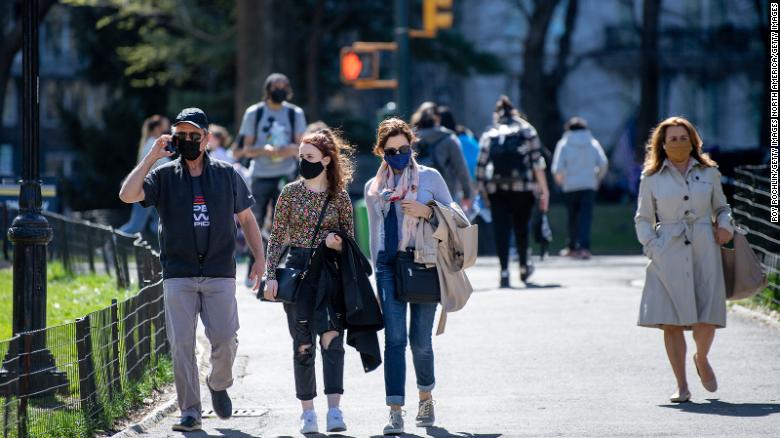 Οι Πλήρως Εμβολιασμένοι Μπορούν να μην Υποβάλλονται σε Τακτικούς Ελέγχους για Covid-19.