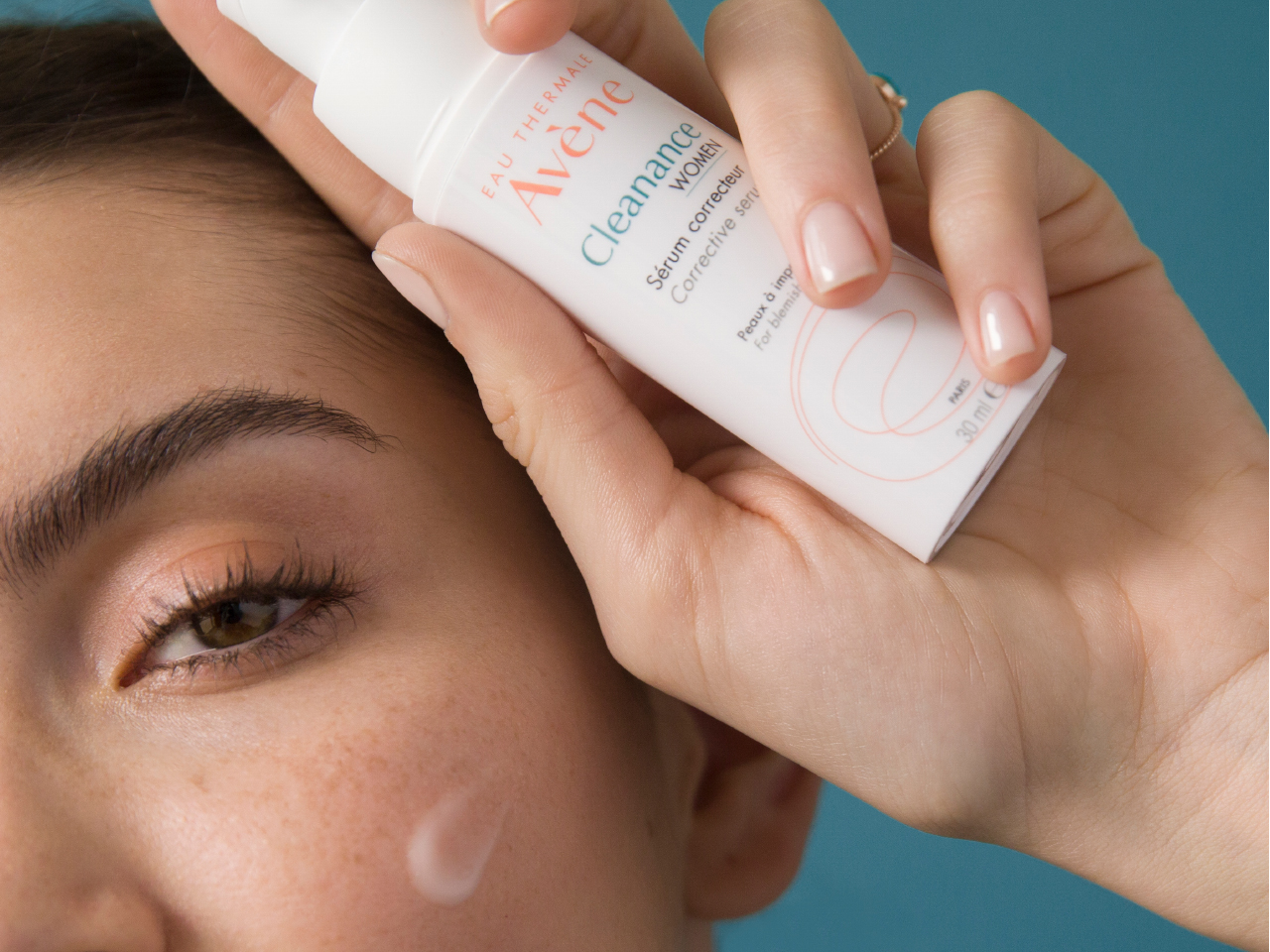 Cleanance Women Sérum Correcteur από την Eau Thermale Avène. Cleanance Women Sérum Correcteur από την Eau Thermale Avène.