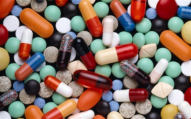 Κάθε φάρμακο εμπεριέχει ενεργά και μη ενεργά συστατικά: τα πρώτα θεραπεύουν με την ενεργό δράση τους, ενώ τα δεύτερα λειτουργούν απλώς βοηθητικά.