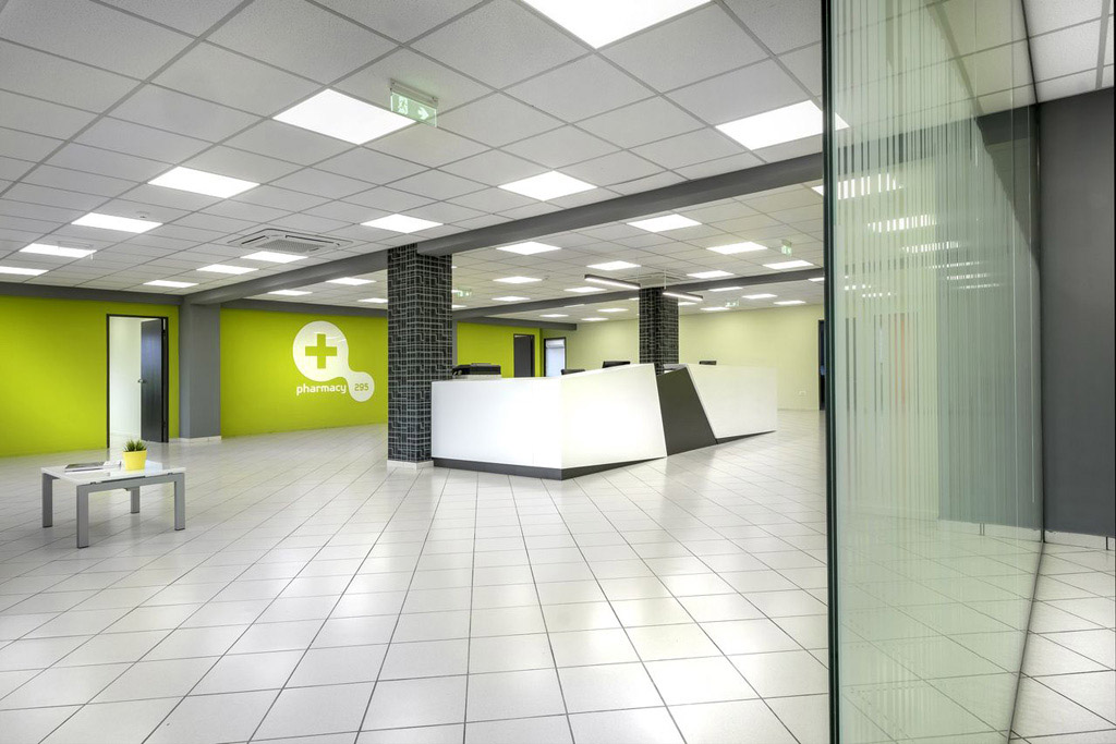 Όνειρο Ζωής ή Εφιάλτης το Άνοιγμα του Φαρμακείου;