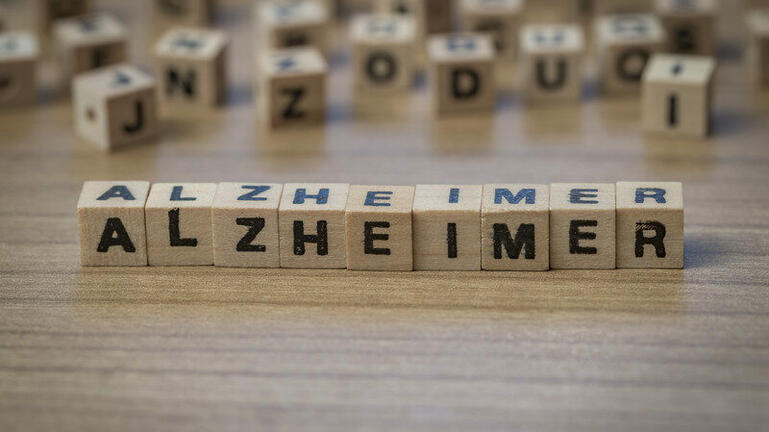 Νέο Φάρμακο Φαίνεται να Επιβραδύνει Κάπως τη Νόσο Αλτσχάιμερ.