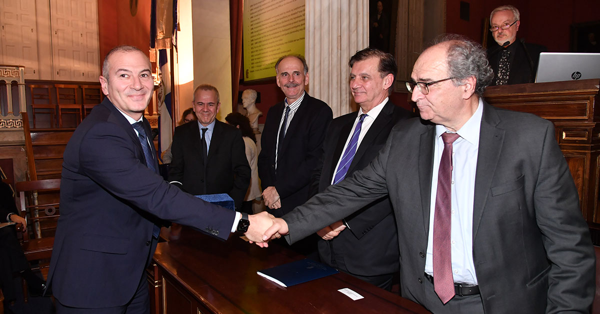 Τιμητική Διάκριση της Lavipharm από το Εθνικό Καποδιστριακό Πανεπιστήμιο Αθηνών 