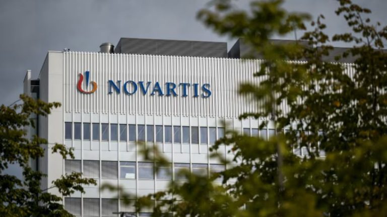 Novartis: «Παγώνουν» οκτώ κλινικές δοκιμές της CAR-T θεραπείας rap-cel